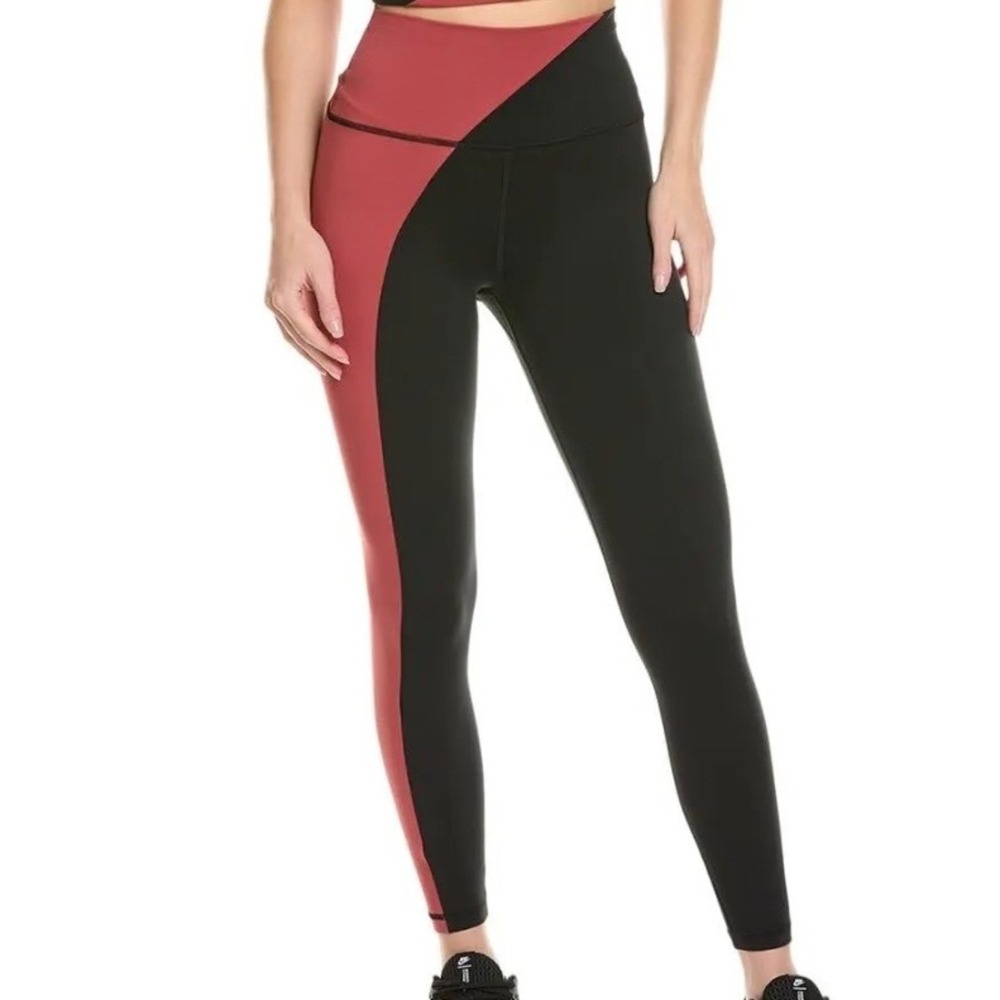 Spiritual Gangster - High Waisted 7/8 Leggings - Rosewood/Black - Medium